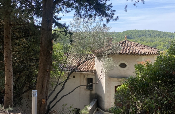 MONTFERRIER LA DEVÈZE - Villa de 470 m²