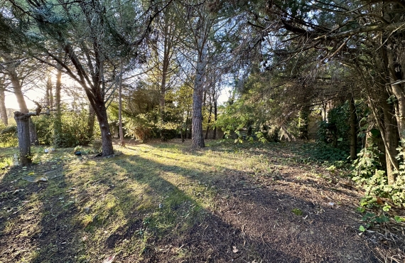 FABRÈGUES - Terrain à bâtir de 450 m²